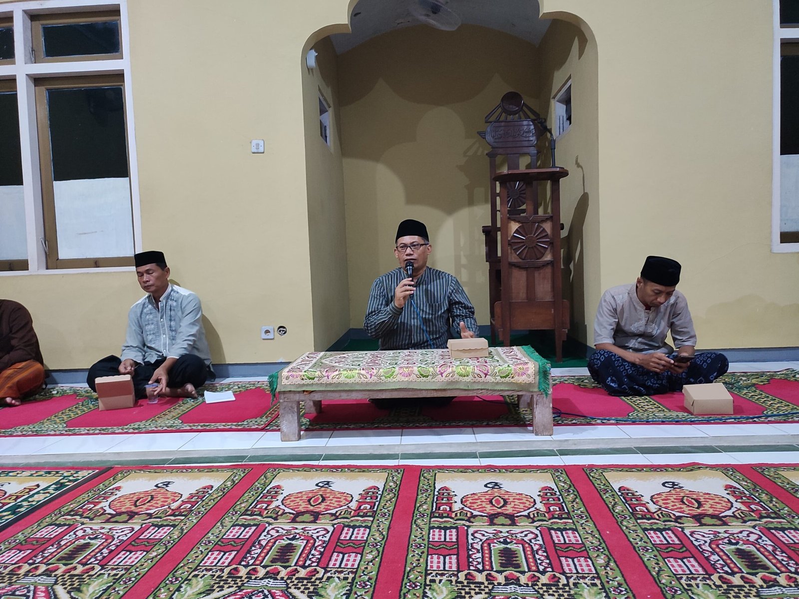 Pengajian Malam Kamis di Masjid Al-Furqon Babadan: Menggali Hikmah Bersama Bapak Agus Santoso, S.T, M.E